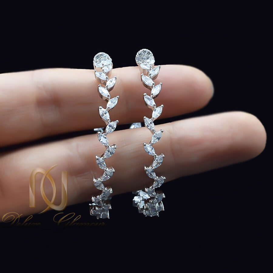 گوشواره نیم حلقه ای استیل نگین دار