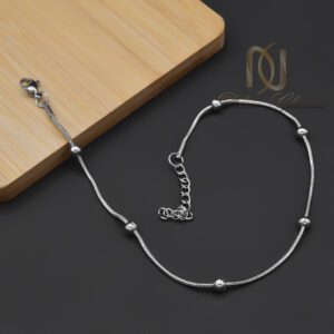 پابند زنانه استیل گوی دار نقره ای