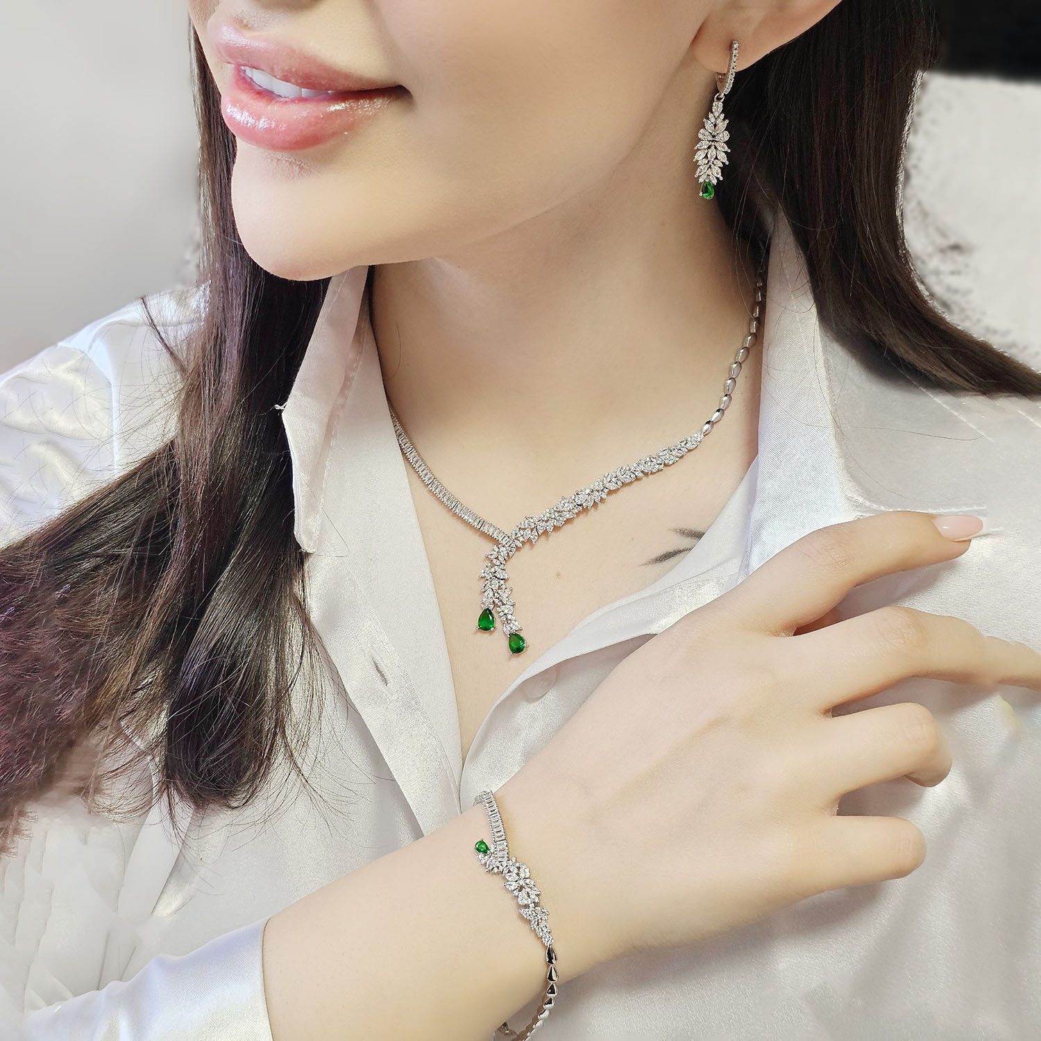 سرویس نقره نگین سبز