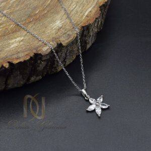 گردنبند نقره زنانه مدل گل نگین مارکیز