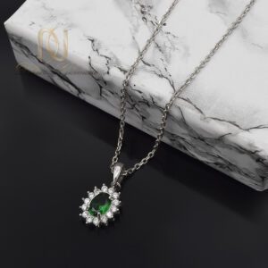 گردنبند نقره زنانه نگین سبز جواهری