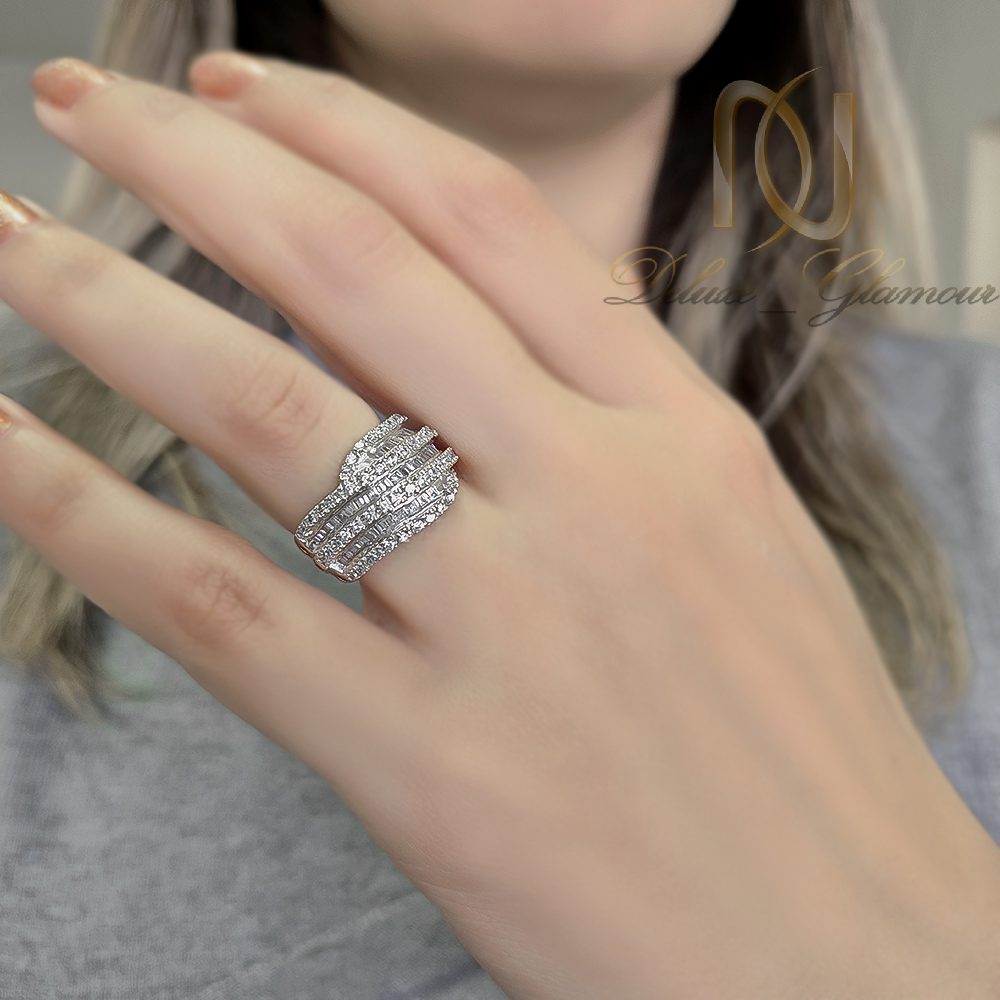 انگشتر نقره زنانه نگین باگت جواهری