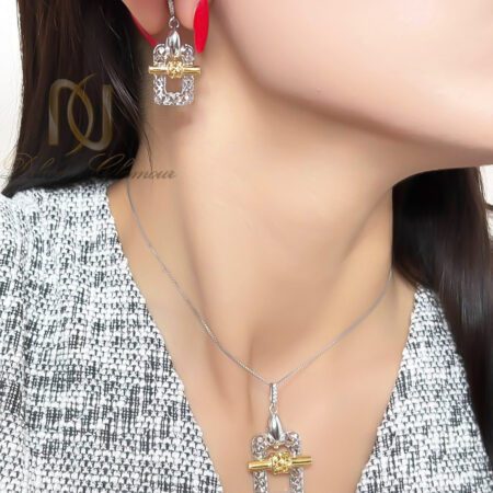 نیم ست نقره زنانه تراش روی گردن