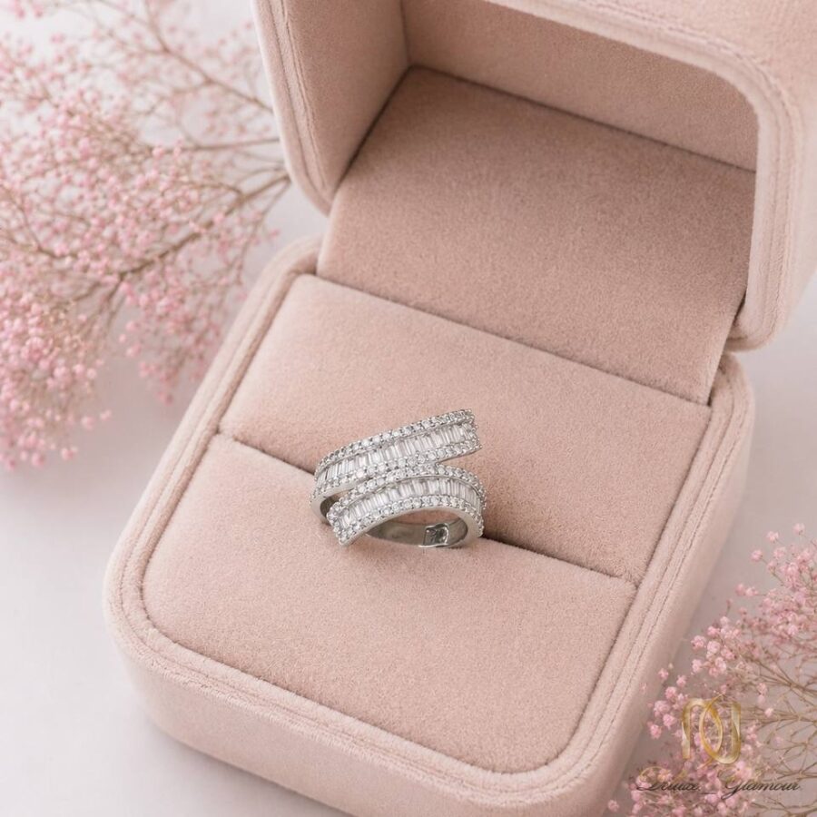 انگشتر نقره زنانه مجلسی نگین باگت شیک RI-N163 - 79139 - 4