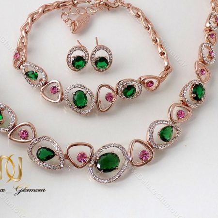 سرویس زنانه سبز صورتی کلیو با المان های سواروسکی se-n103 از بالا