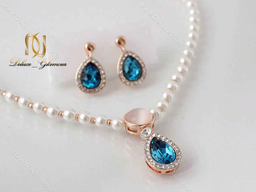 نیم ست مرواریدی کلیو با کریستال های اصل سواروسکی cl-194-N از کناری