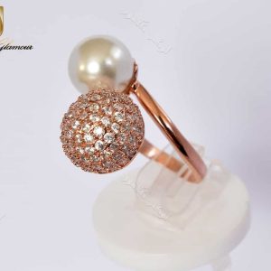 انگشتر رزگلد طرح توپک کلیو با مروارید و کریستال سواروفسکی Rg-n167 عکس اصلی