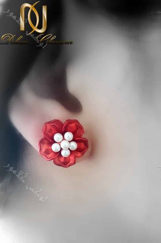 گوشواره دخترانه قرمز طرح شکوفه کلیو Er-n127 عکس روی گوش