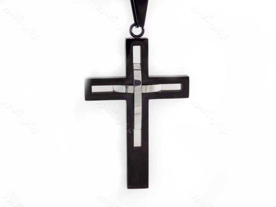 گردنبند مردانه استیل طرح صلیب مشکی با زنجیر آجری 21 سانتی nw-n159 از نمای روبرو