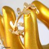 انگشتر دخترانه ژوپینگ با طرح برگ و روکش آب طلا dl-s122 از نمای نزدیک