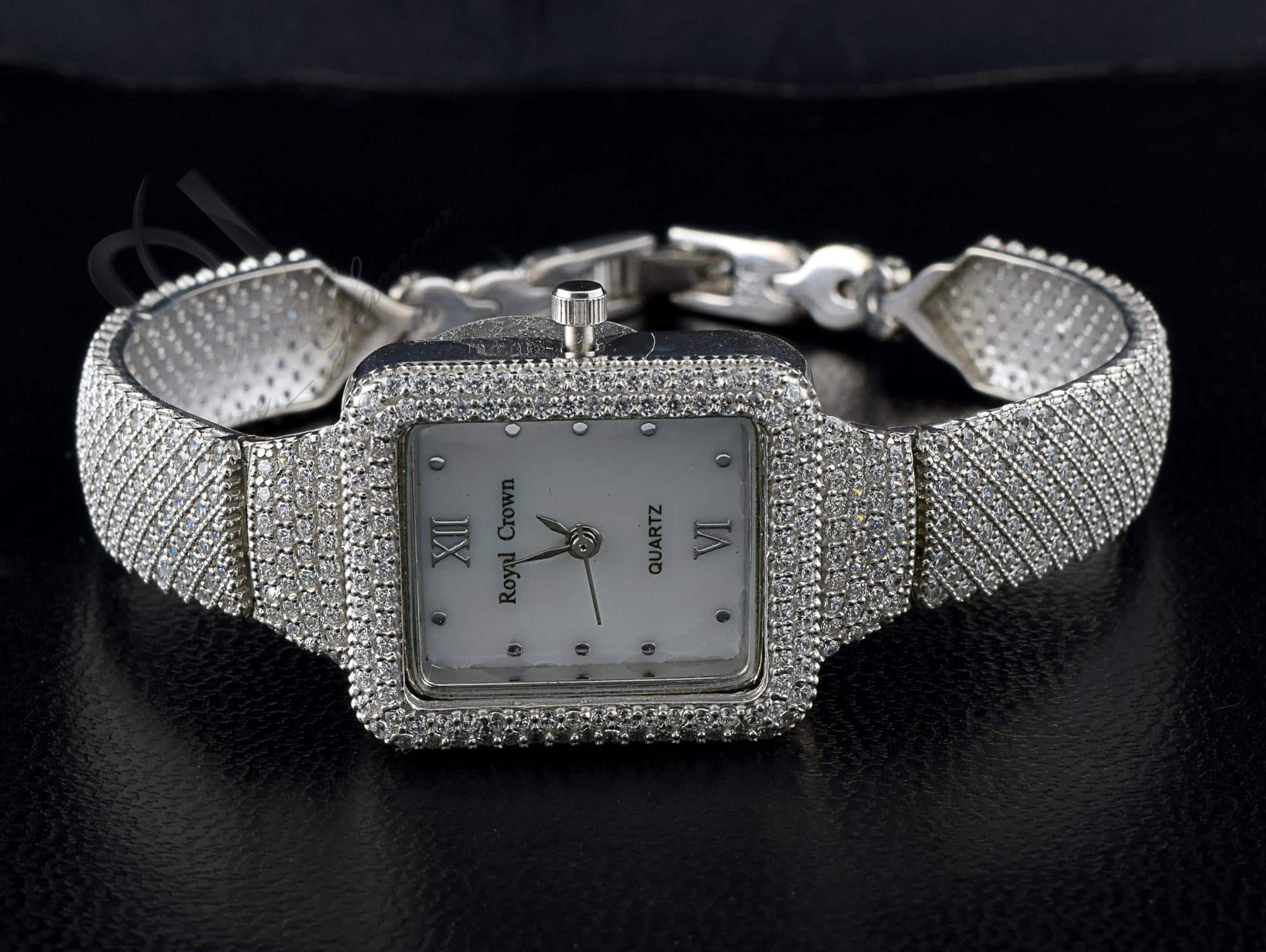 خرید ساعت نقره زنانه نگین دار مجلسی با صفحه مستطیلی Wh-n101 - عکس از روبرو