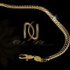 دستبند زنانه ژوپینگ طلایی طرح کارتیه ds-n262 از نمای مشکی