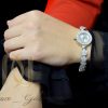 ساعت نقره زنانه جواهري wh-n115 از نماي روس دست