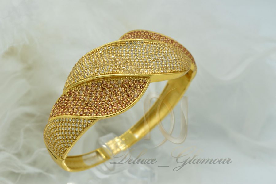 دستبند نقره زنانه طلایی نگین دار DS-N363 از نمای روبرو
