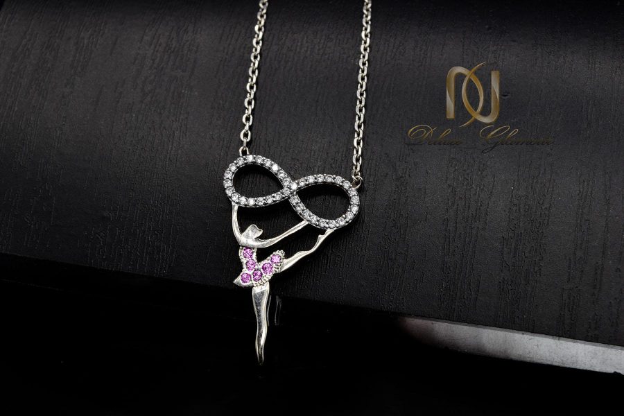 گردنبند نقره جدید طرح بی نهایت و بالرین nw-n526 از نمای مشکی
