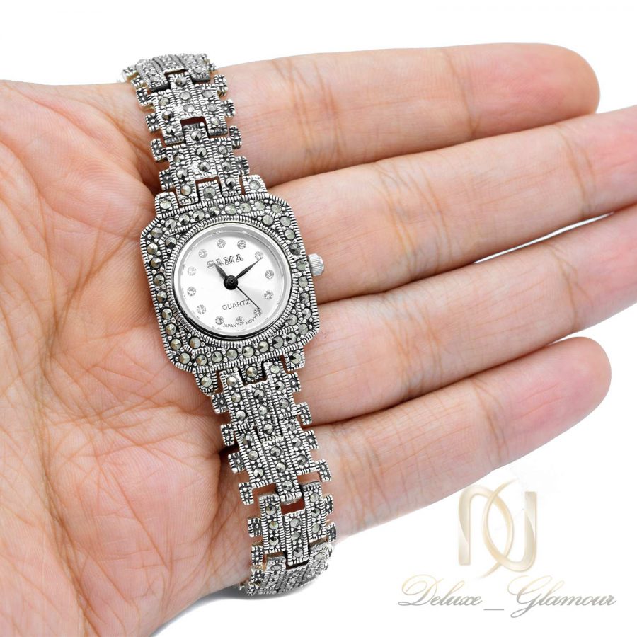 ساعت نقره زنانه مربعی wh-n171 از نمای روی دست