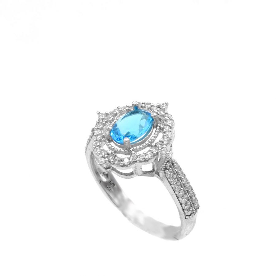 انگشتر نقره زنانه نگین آبی جواهری rg-n496 از نمای روبرو