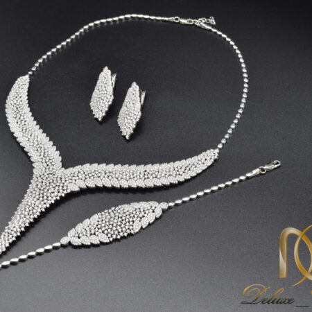 سرویس عروس نقره پرنگین جواهری ns-n525 از نمای مشکی