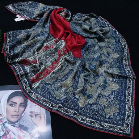 روسری مام ابریشم طرح کلاسیک قرمز از نمای روبرو