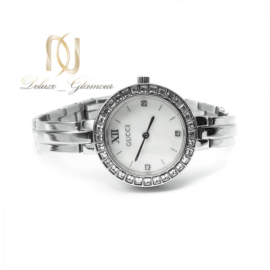 ساعت گوچی زنانه استیل نقره ای sh-n192 از نمای سفید