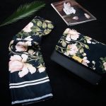 ست کیف و روسری گلهای بهاری از نمای دور