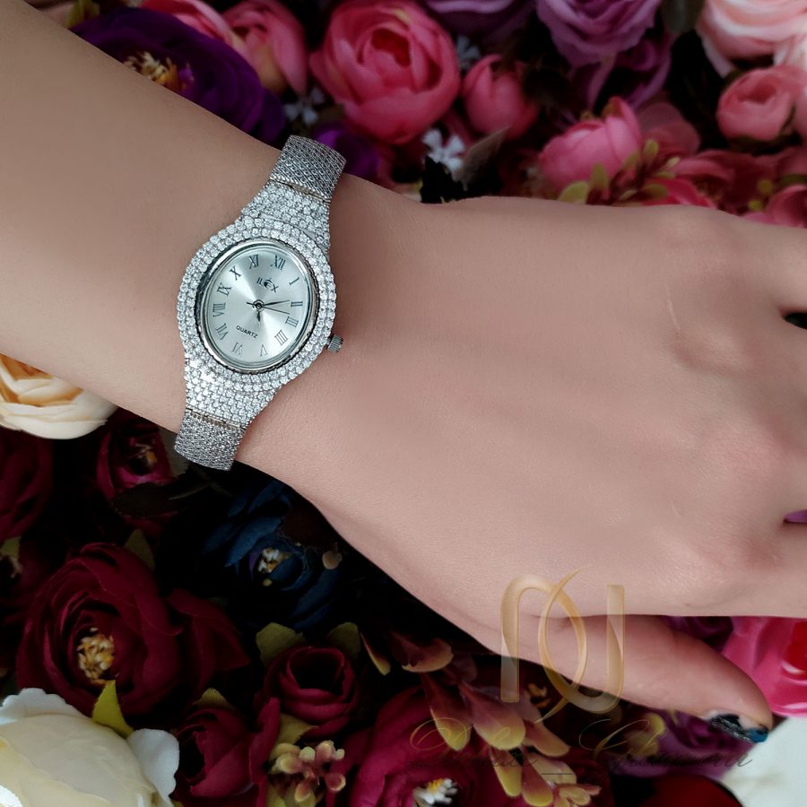 ساعت زنانه نقره اصل 925 جواهری sh-n197 از نمای روی دست