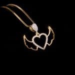 گردنبند قلب بالدار نقره دخترانه رزگلد NW-N784 از نمای مشکی