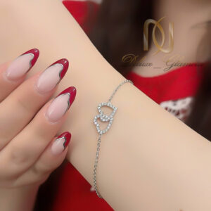 دستبند نقره عاشقانه دخترانه قلب روی دست