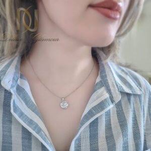 گردنبند نقره زنانه گل رز و رقص روی بدن